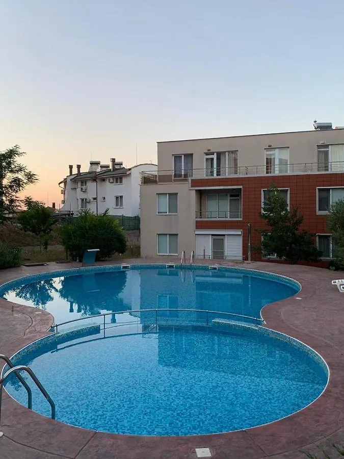 Villa Rouge - Apartment Victoria Szozopol
